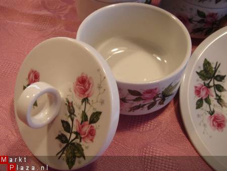 8 kop + schotels Villeroy & Boch+2 bijpassende dekselpotjes - Afbeelding 3