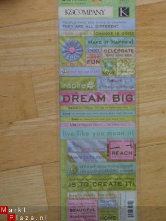 EURO KNALLER: K&Company embossed stickers AB sola quilted words