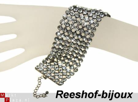 Schitterende brede armband met veel Strass