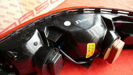Porsche 964 SWF linker achterlichtunit NIEUW! - Afbeelding 7