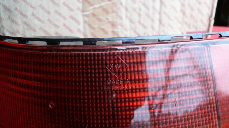 Porsche 964 SWF linker achterlichtunit NIEUW! - Afbeelding 6