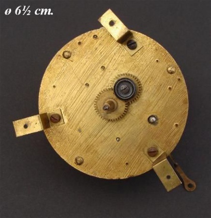 === Uurwerkje = oud === 8551