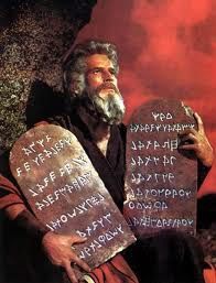 Hier de TIEN-GEBODEN van GOD=JHWH in de Visionaire NU tijd... is 438 x gelezen.