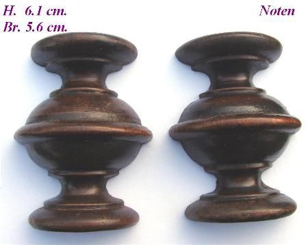 === 2 Klok ornamentjes = oud === 8859