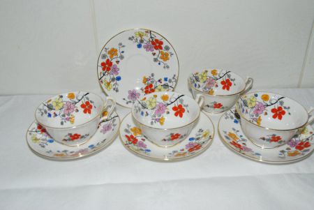 *** Duchess e & b l china 4 mooie kop en schotels *** - Afbeelding 5
