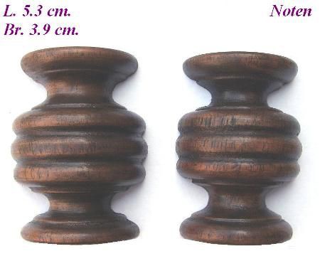 === 2 Ornamentjes = oud === 9893