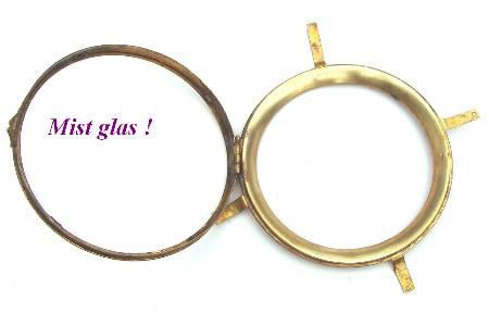 === Klok deur = koper = oud === 10456