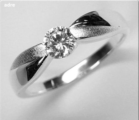 No 1009 Fantastische zilveren ring 19 mm met zirkonia