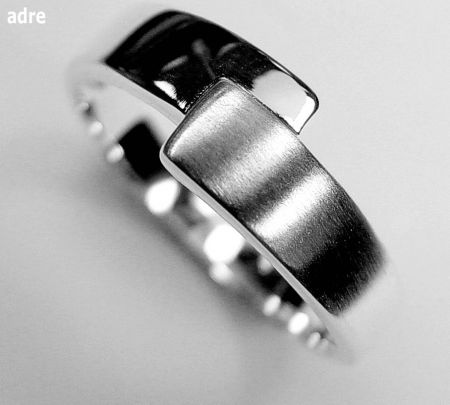 No 1008 Zilveren ring 16 mm
