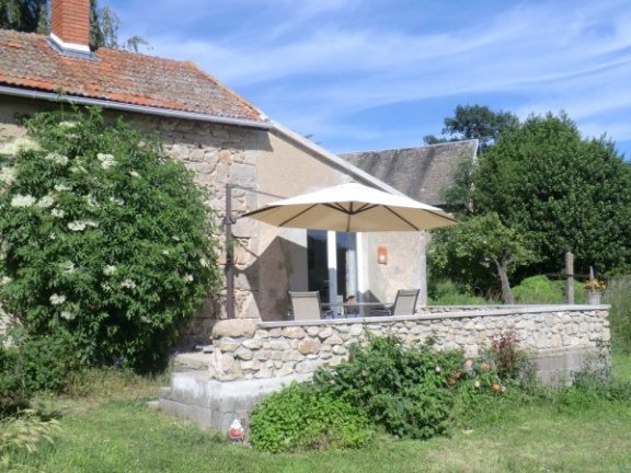 B&B, gezellige vakantiehuisjes en boerencamping Midden Frankrijk - Afbeelding 4