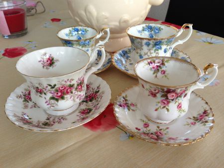 ROYAL ALBERT SHERATON SERIES ANGELA Lavender Rose Cottage G - Afbeelding 6