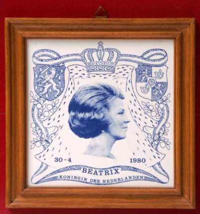 Tegel 30-4-1980 Beatrix Koningin der Nederlanden (blauw) - nr. 1