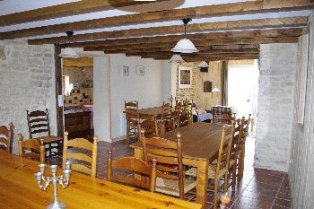 Groepshuis groepsaccommodatie Frankrijk Bourgogne voor 43 p.
