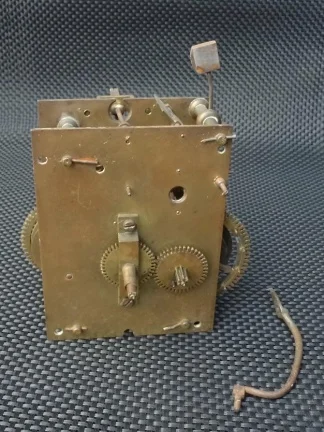 === Antiek Engels uurwerk = opknapper === 23087