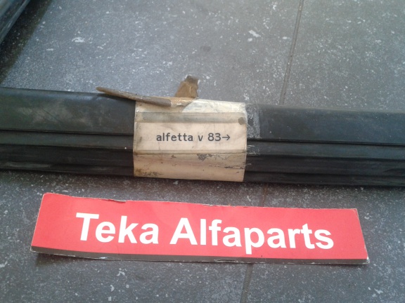Alfa Romeo Alfetta (83→)Raamrubber - Afbeelding 3