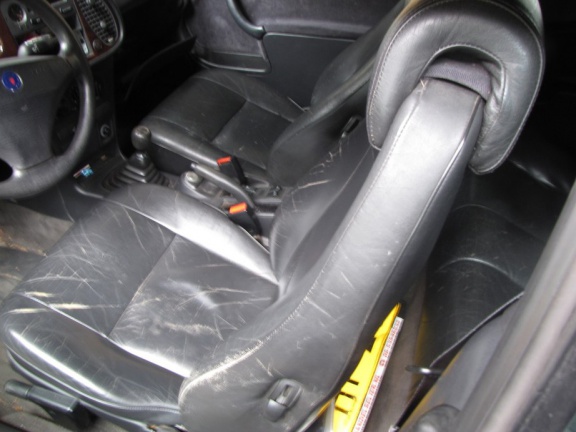 Alle onderdelen Saab 900 Sloopauto inkoop Den haag - Afbeelding 5