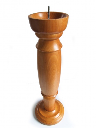 Mooie grote houten kaarsenstandaard