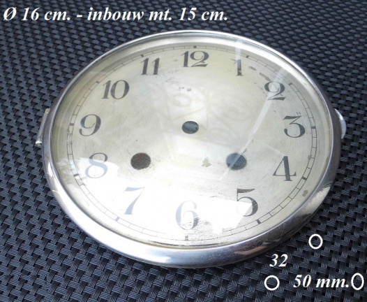 Pendule deur / wijzerplaat = bol glas =23703