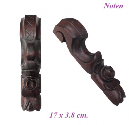 === 2 Klokkast stijltjes = z.g.a.n.=== 24524