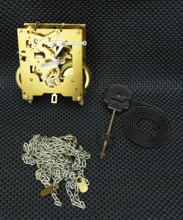 === Ketting uurwerk = Kieninger = gebruikt === 25026