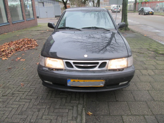 Saab 9-3 2001 Zwart Plaatwerk en Onderdelen Sloopauto inkoop Den haag - Afbeelding 3