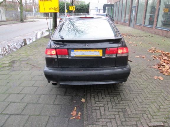 Saab 9-3 2001 Zwart Plaatwerk en Onderdelen Sloopauto inkoop Den haag - Afbeelding 5