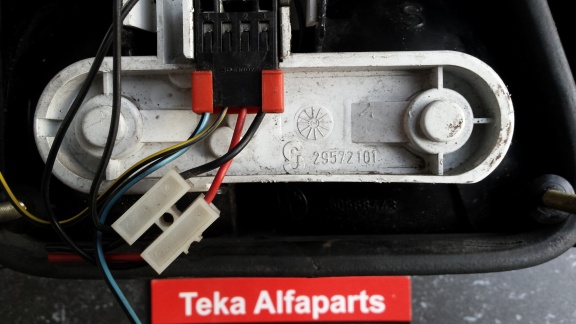 Alfa Romeo 155 Achterlicht 60568443 Links Used - Afbeelding 6