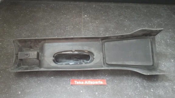 Alfa Romeo Alfetta Sedan Console Konsole Used - Afbeelding 7