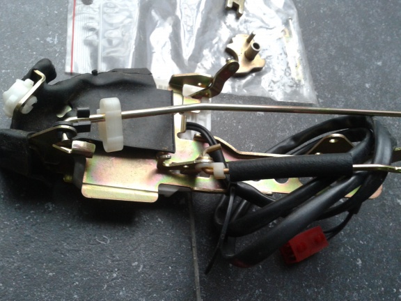 Alfa Romeo 164 (87-92) Elektrisch Deurslot 60780067 Slot Links NOS - Afbeelding 3