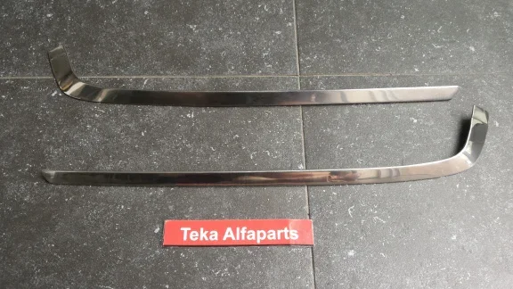 Alfa Romeo 90 Sierlijst Set 162007717800 & 162007717900 NOS - Afbeelding 2