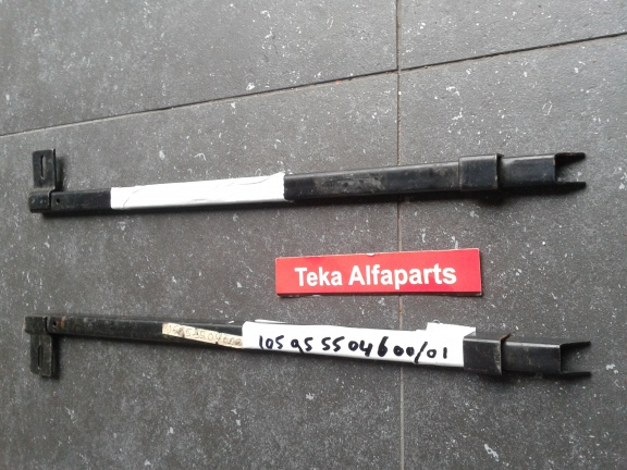 Alfa Romeo Spider Duetto raamgeleider L+R 105955504600/01 - nr. 1