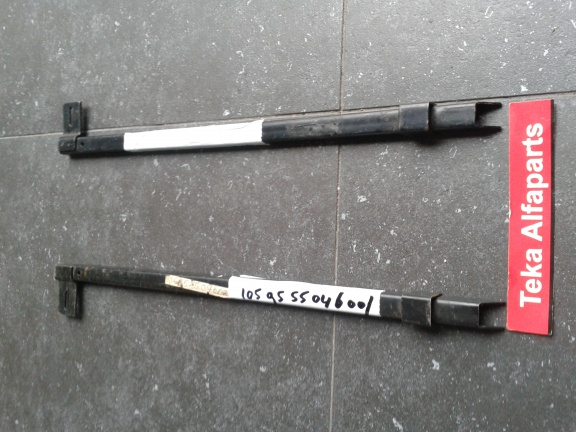 Alfa Romeo Spider Duetto raamgeleider L+R 105955504600/01 - Afbeelding 4