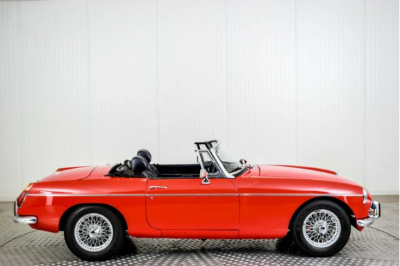 MG B type - MGB Roadster