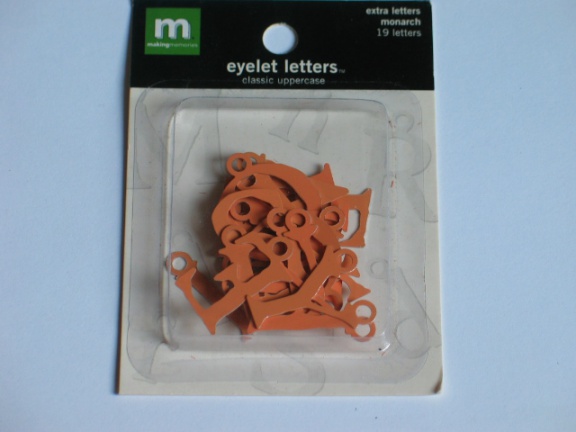 OPRUIMING: Making memories eyelet letters