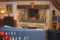 Mooie oude boerderij, Zwembad Jacuzzi, tuin, wifi, park!