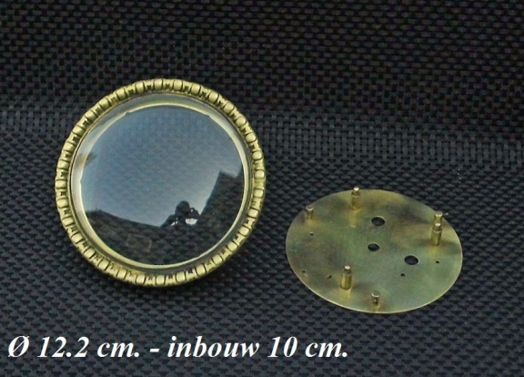Pendule deur = geslepen bol glas = oud = 28119