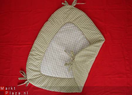 NIEUW Boxkleed Bopita Driehoek beigewit Boerenbont Polkadots - nr. 1
