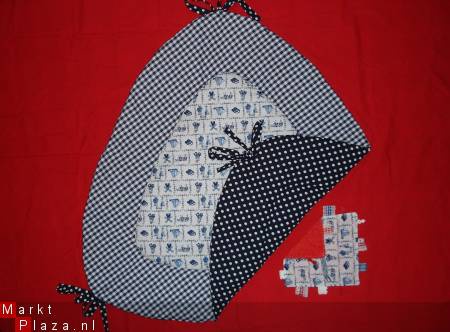 Boxkleed Bopita Driehoek Delfts blauw Boerenbont Dots NIEUW! - nr. 1