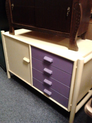 Brocante, Kasten, meubels, Woninginrichting, via > www.MoleneindKringloop.nl - nr. 1