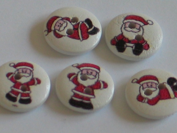 5 wood buttuns christmas