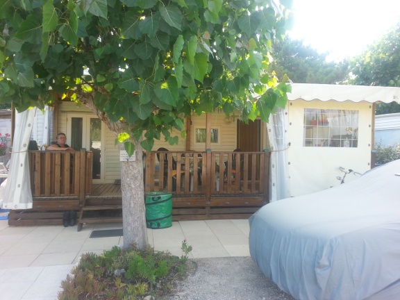 mobilhome st tropez zuid frankrijk middellandse zee aan het strand - Afbeelding 4