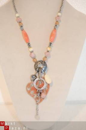 Actie: Schitterende ketting met prachtige tinten