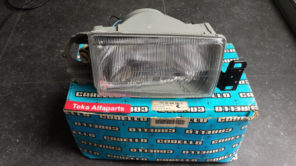 Alfa Romeo 33 koplamp H4 Carello 03.474.748 Rechts NOS bj 83-90 - nr. 1
