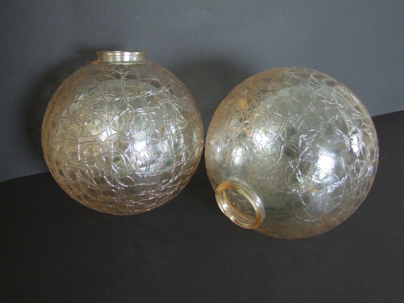 2 mooie brocante bol lampen