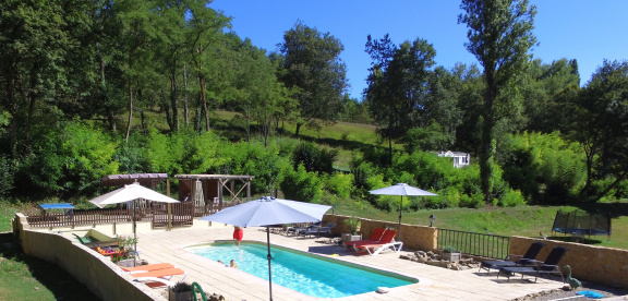 Prachtig vakantieparkje hartje Dordogne met 4 vakantiehuisjes en safaritent met prive-sanaitair. - Afbeelding 2
