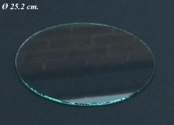 === Vlak glas = ± 25.2 cm. = gebruikt === 33617