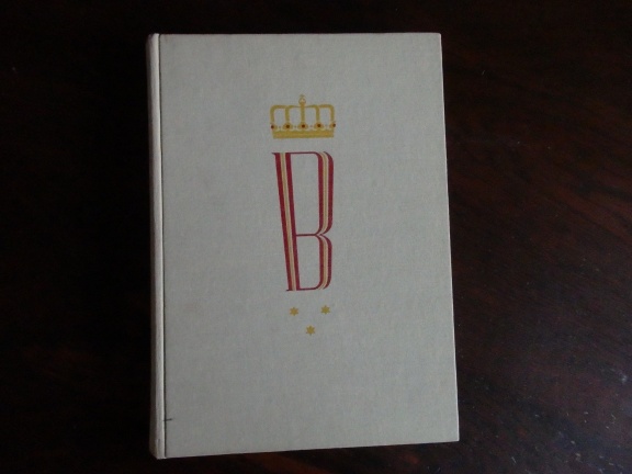 Onze Prins Bernhard in het publiek en binnenskamers. - nr. 1