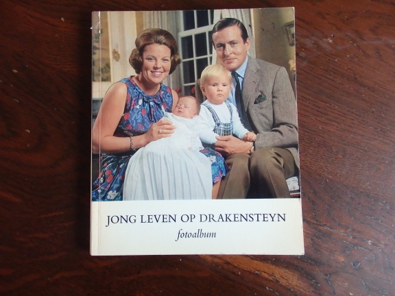 Fotoalbum - jong leven op Drakensteyn. (1). - nr. 1