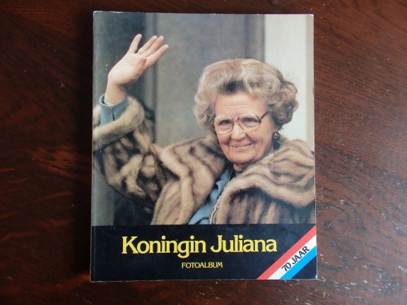 Fotoalbum - Fotoalbum - Koningin Juliana 70 jaar. - nr. 1