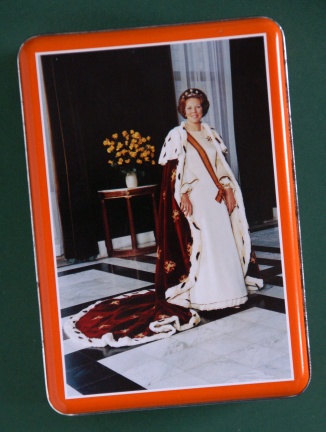 Blik - Inhuldiging Beatrix, paleis Huis ten Bosch en Noordeinde - nr. 1